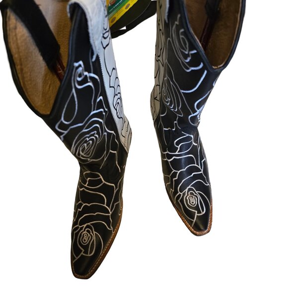 TWISTED X WOMEN'S STEPPIN' OUT WESTERN BOOTS - SNIP TOE  NWT  Size 7.5 - Picture 4 of 6